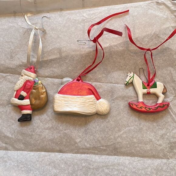 3 ceramic handcrafted hand painted Christmas tree ornaments - Picture 5 of 8